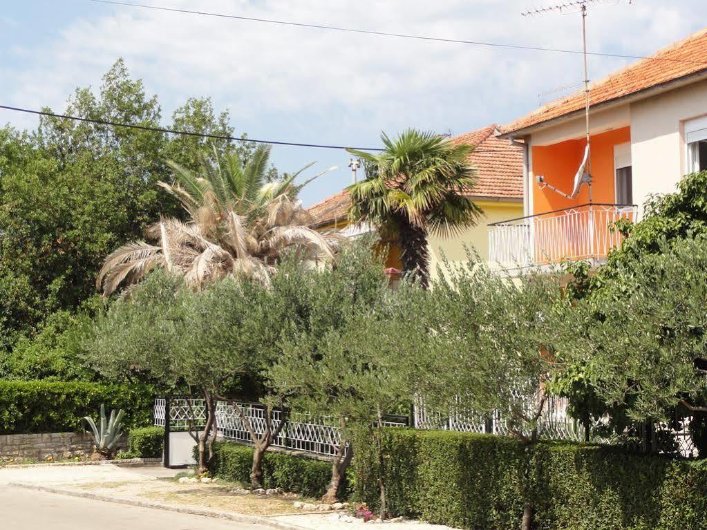 Guest Accommodation Neno Zadar Exterior photo